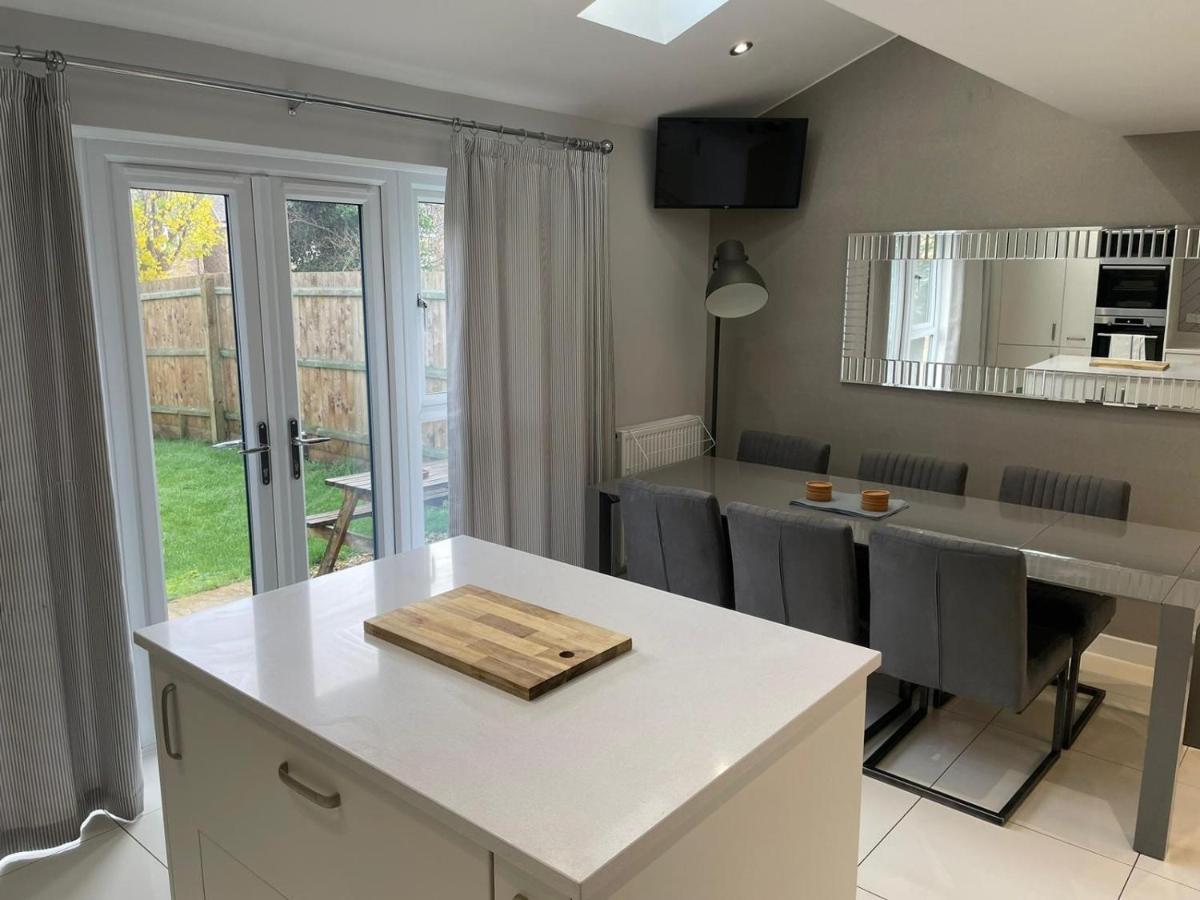 Villa The Townhouse @Thorpe Road Peterborough Esterno foto