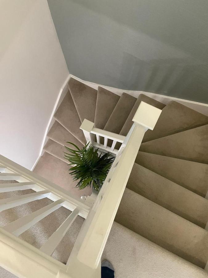Villa The Townhouse @Thorpe Road Peterborough Esterno foto